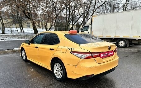 Toyota Camry, 2020 год, 1 500 000 рублей, 5 фотография