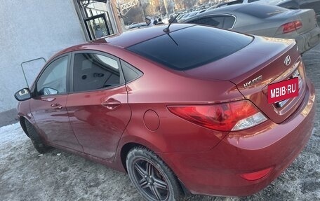 Hyundai Solaris II рестайлинг, 2013 год, 1 050 000 рублей, 3 фотография