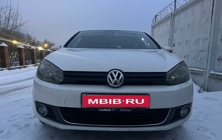 Volkswagen Golf VI, 2012 год, 1 050 000 рублей, 2 фотография