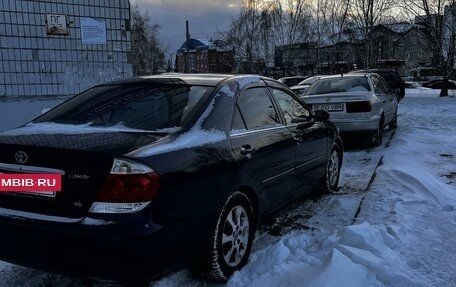 Toyota Camry V40, 2005 год, 1 050 000 рублей, 2 фотография