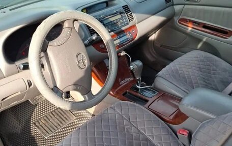 Toyota Camry V40, 2005 год, 1 050 000 рублей, 12 фотография