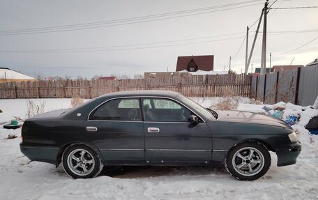 Toyota Crown, 1993 год, 300 000 рублей, 4 фотография