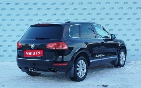 Volkswagen Touareg III, 2011 год, 1 799 000 рублей, 2 фотография