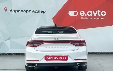 Hyundai Grandeur, 2017 год, 2 550 000 рублей, 5 фотография