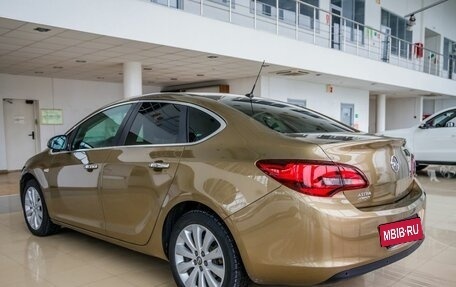 Opel Astra J, 2013 год, 1 049 000 рублей, 5 фотография