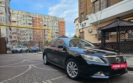 Toyota Camry, 2013 год, 1 900 000 рублей, 3 фотография