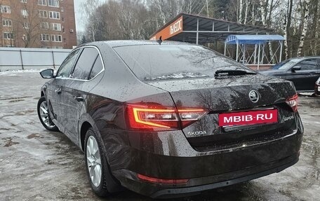 Skoda Superb III рестайлинг, 2018 год, 1 890 000 рублей, 7 фотография