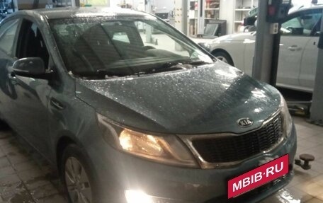 KIA Rio III рестайлинг, 2012 год, 990 000 рублей, 2 фотография