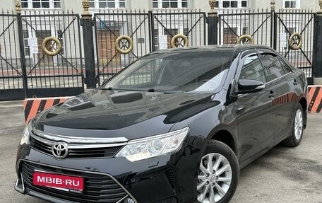 Toyota Camry, 2016 год, 2 290 000 рублей, 1 фотография