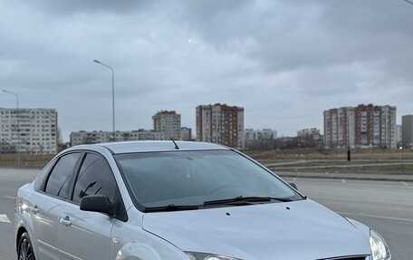 Ford Focus II рестайлинг, 2006 год, 730 000 рублей, 1 фотография