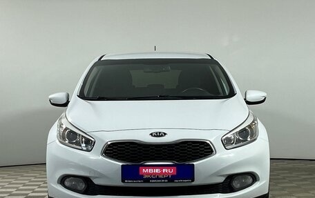 KIA cee'd III, 2013 год, 1 249 000 рублей, 2 фотография