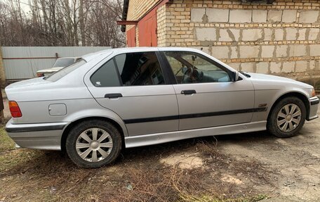 BMW 3 серия, 1994 год, 490 000 рублей, 4 фотография