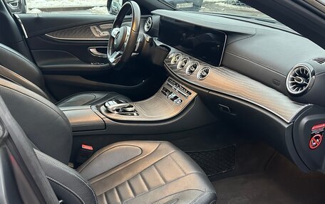 Mercedes-Benz CLS, 2019 год, 5 200 000 рублей, 17 фотография