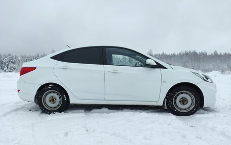 Hyundai Solaris II рестайлинг, 2012 год, 845 000 рублей, 6 фотография