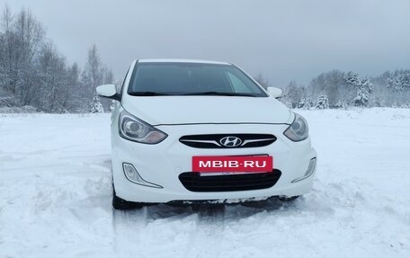 Hyundai Solaris II рестайлинг, 2012 год, 845 000 рублей, 3 фотография