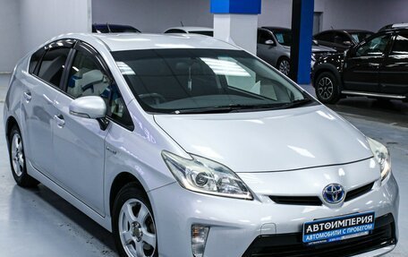 Toyota Prius, 2013 год, 1 388 000 рублей, 6 фотография