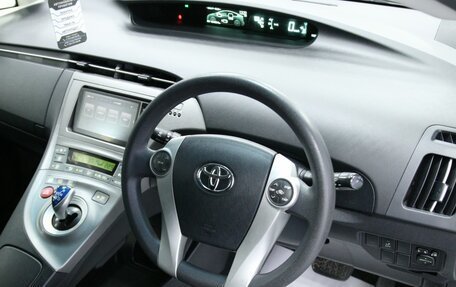 Toyota Prius, 2013 год, 1 388 000 рублей, 12 фотография