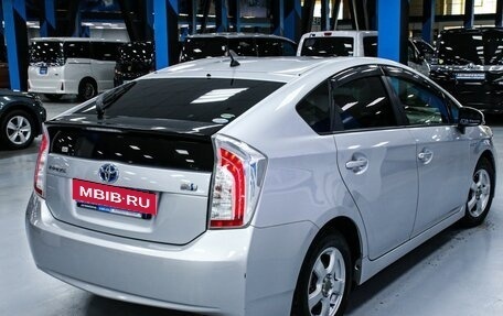 Toyota Prius, 2013 год, 1 388 000 рублей, 8 фотография