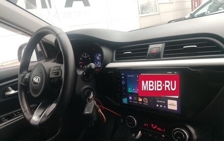 KIA Rio IV, 2019 год, 1 415 000 рублей, 6 фотография