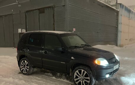 Chevrolet Niva I рестайлинг, 2016 год, 650 000 рублей, 2 фотография