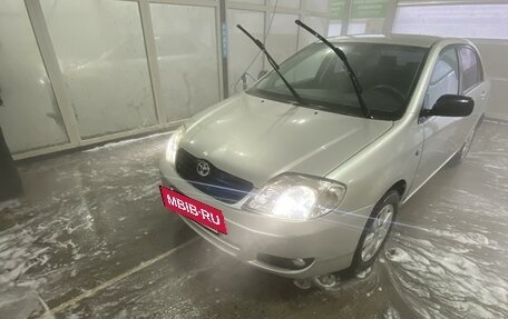 Toyota Corolla, 2004 год, 550 000 рублей, 2 фотография