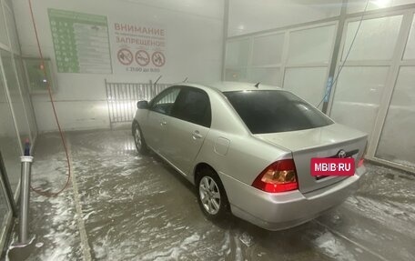 Toyota Corolla, 2004 год, 550 000 рублей, 3 фотография