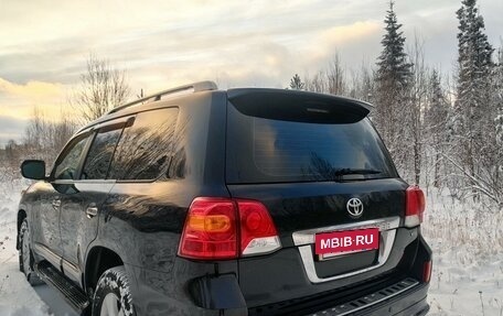 Toyota Land Cruiser 200, 2014 год, 4 650 000 рублей, 18 фотография