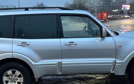 Mitsubishi Pajero III рестайлинг, 2005 год, 800 000 рублей, 4 фотография