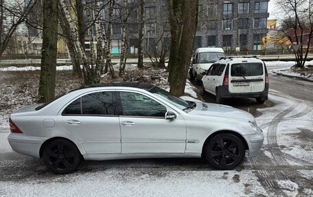 Mercedes-Benz C-Класс, 2001 год, 680 000 рублей, 3 фотография