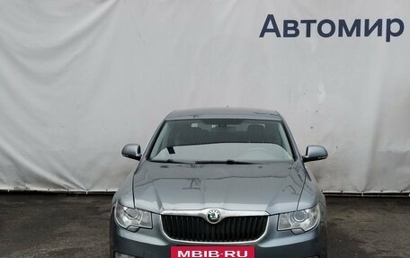 Skoda Superb III рестайлинг, 2010 год, 935 000 рублей, 2 фотография