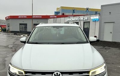 Volkswagen Tiguan II, 2017 год, 3 050 000 рублей, 1 фотография