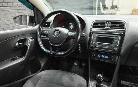 Volkswagen Polo VI (EU Market), 2017 год, 980 000 рублей, 12 фотография