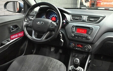 KIA Rio III рестайлинг, 2013 год, 980 000 рублей, 13 фотография