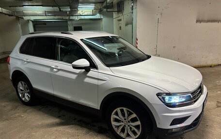 Volkswagen Tiguan II, 2018 год, 3 100 000 рублей, 5 фотография