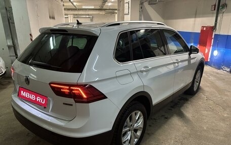 Volkswagen Tiguan II, 2018 год, 3 100 000 рублей, 6 фотография