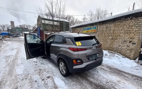 Hyundai Kona I, 2018 год, 1 890 000 рублей, 3 фотография