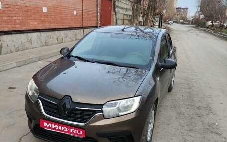 Renault Logan II, 2018 год, 750 000 рублей, 3 фотография