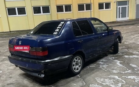 Volkswagen Vento, 1994 год, 220 000 рублей, 4 фотография