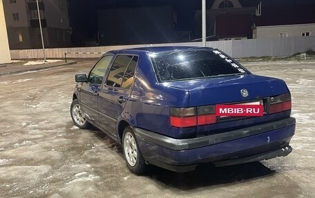 Volkswagen Vento, 1994 год, 220 000 рублей, 3 фотография