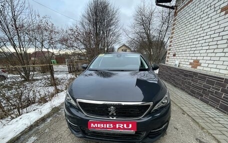 Peugeot 308 II, 2019 год, 1 550 000 рублей, 2 фотография