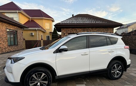 Toyota RAV4, 2017 год, 2 500 000 рублей, 5 фотография