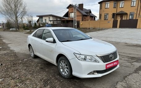 Toyota Camry, 2013 год, 1 350 000 рублей, 2 фотография