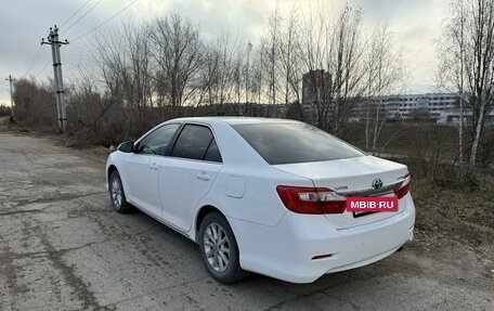 Toyota Camry, 2013 год, 1 350 000 рублей, 7 фотография