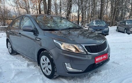 KIA Rio III рестайлинг, 2013 год, 1 030 000 рублей, 3 фотография