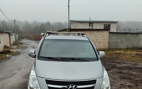 Hyundai Grand Starex Grand Starex I рестайлинг 2, 2015 год, 2 500 000 рублей, 8 фотография