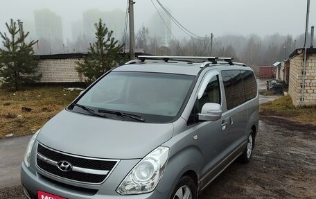 Hyundai Grand Starex Grand Starex I рестайлинг 2, 2015 год, 2 500 000 рублей, 10 фотография