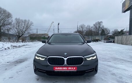 BMW 5 серия, 2020 год, 3 960 000 рублей, 1 фотография