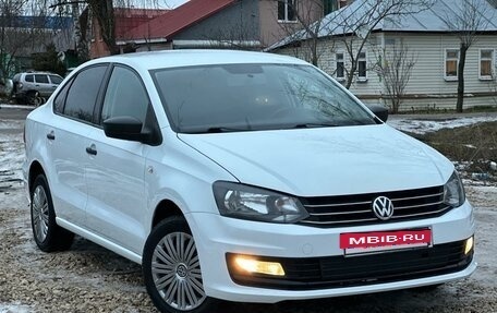 Volkswagen Polo VI (EU Market), 2017 год, 1 099 000 рублей, 2 фотография