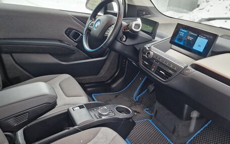 BMW i3 I01 рестайлинг, 2018 год, 2 250 000 рублей, 12 фотография