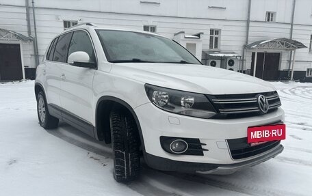 Volkswagen Tiguan I, 2011 год, 1 400 000 рублей, 2 фотография